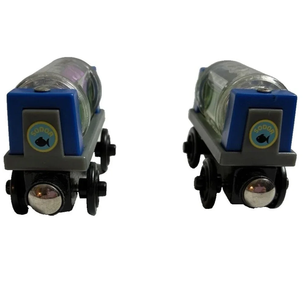 Thomas & Friends Wooden Railway Aquarium Cars Shark & Octopus 2003 Fish Tank Set